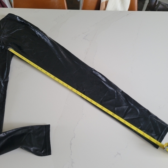 Wilfred Free Daria Pant High-Rise Vegan Leather Faux Black Shiny Leggings Small - Picture 11 of 11